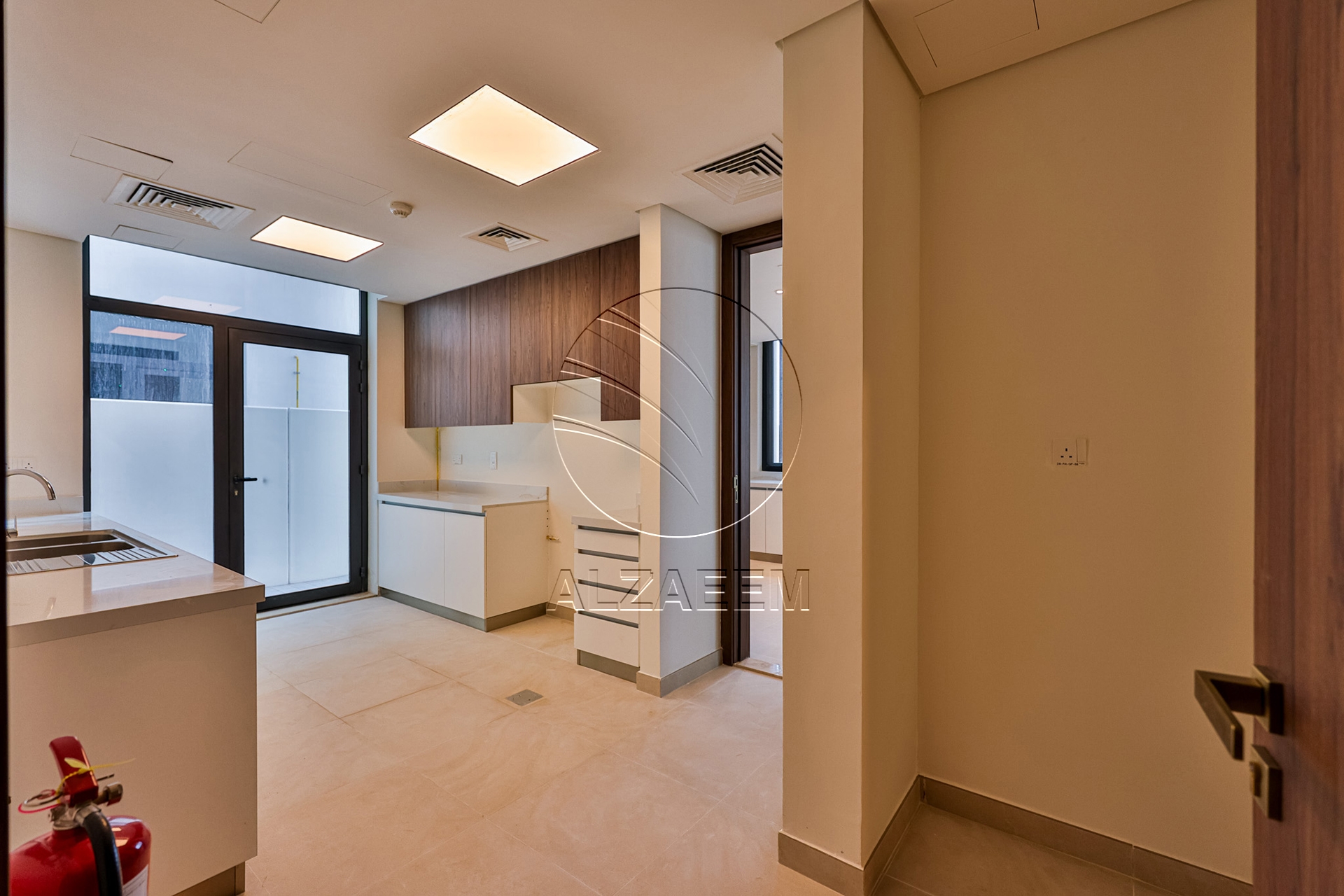 √ 4BR+Maid Single Row Villa | Prime Location √
