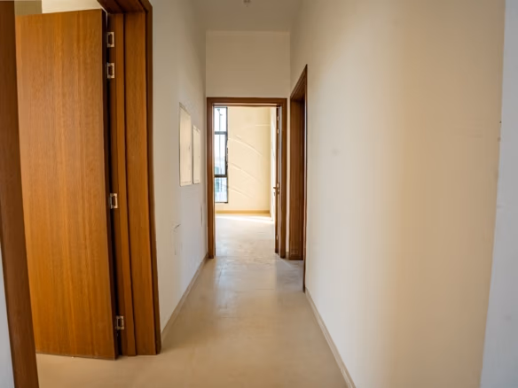 √Single Row l Landscaped l 2Y Maintenance free√