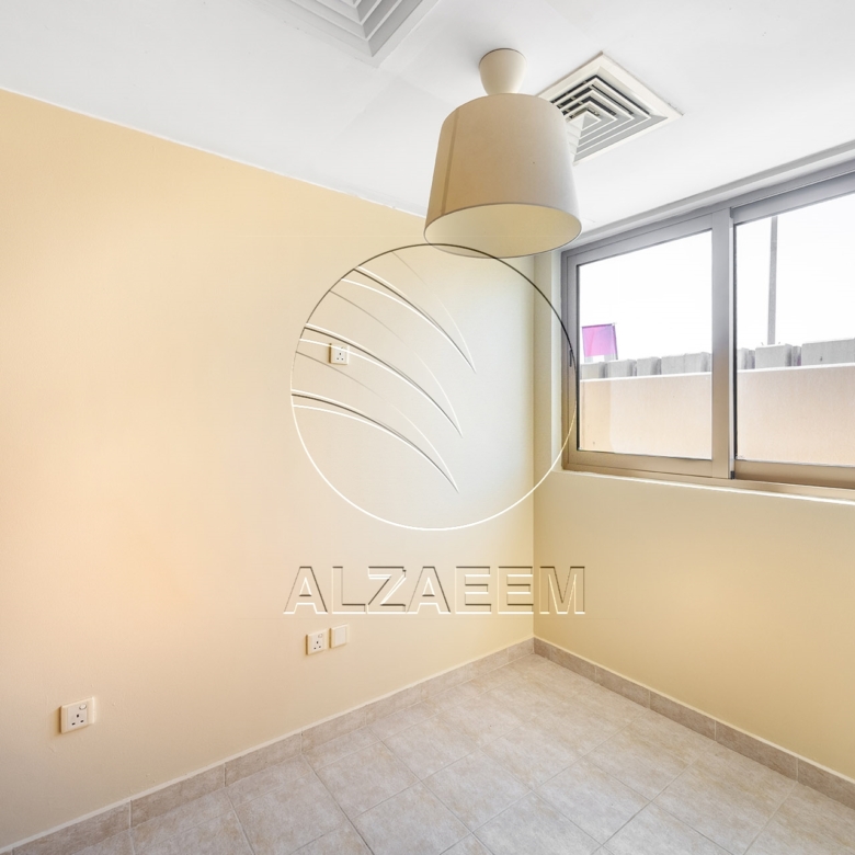 √ Villa Type S | Single Row Corner | VACANT √