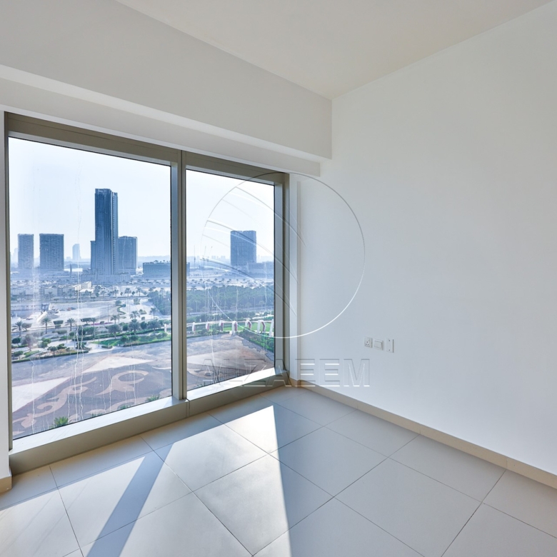 √ Exclusive! 2BR+Maid | Community View √