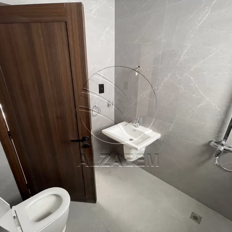 √ Mixed Use Villa | 5 Master Bedrooms | Majlis √