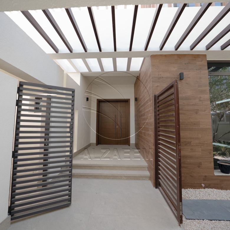 √Corner Unit | 5BR Villa with Pod | 2 Majlis√