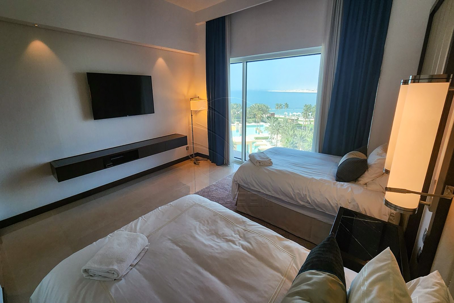 √ HOT DEAL! Sea View and Vacant Unit √