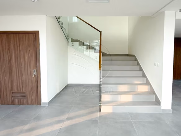 Single Row | Duplex 4BR Villa 4XS | Corner Unit