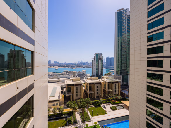 √High Floor | Balcony | Pool and Partial Sea View√
