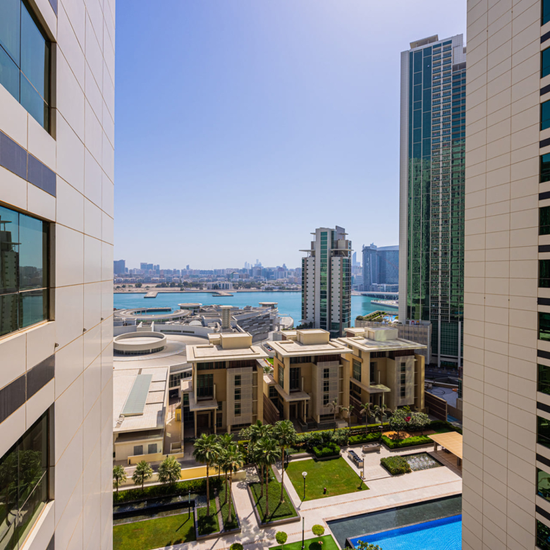 √High Floor | Balcony | Pool and Partial Sea View√