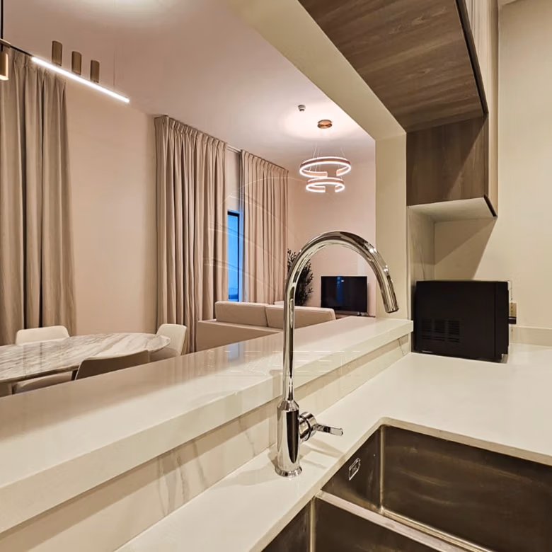 FURNISHED! High Floor | 2+M | Partial Golf View