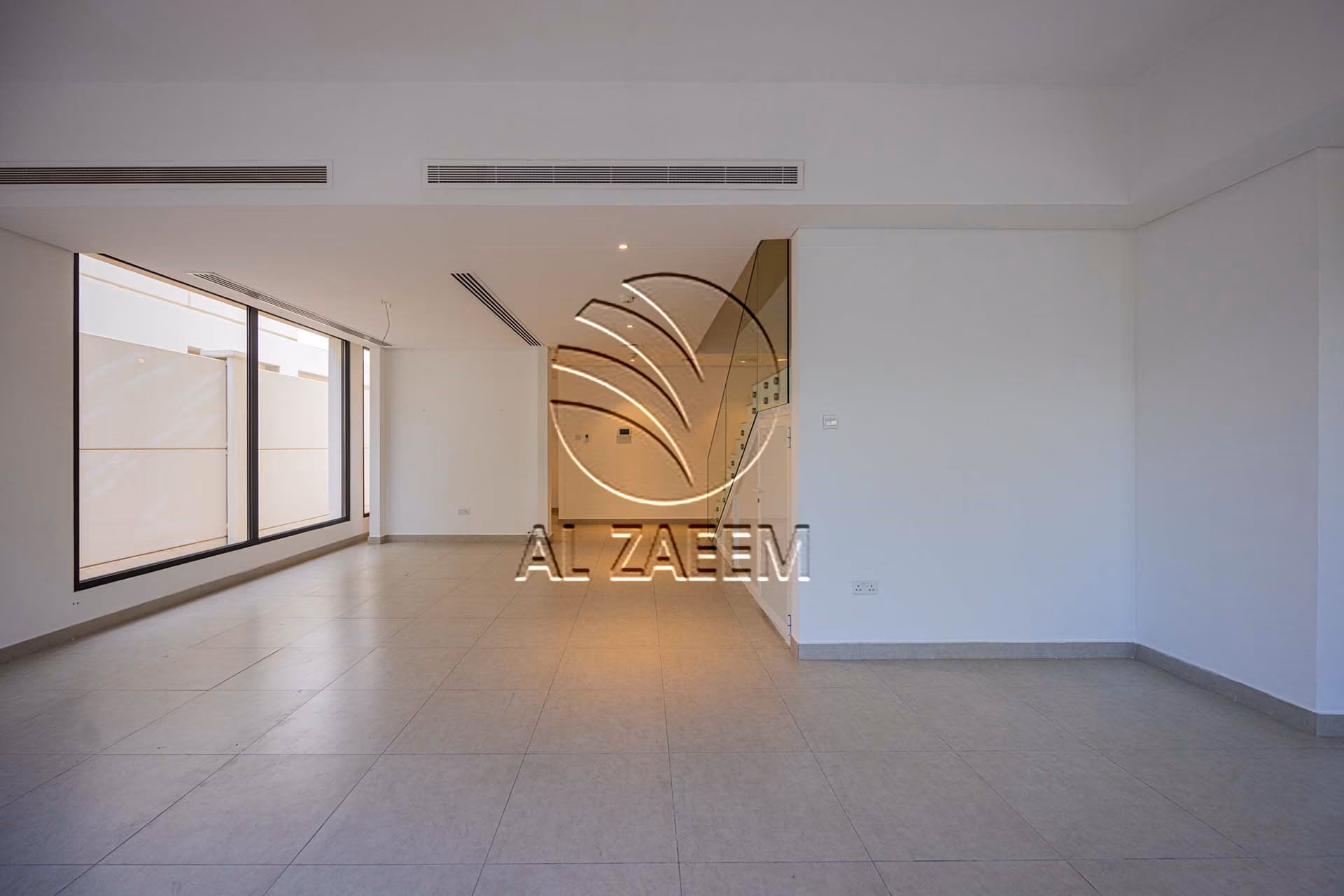 Single Row | Prime Location | VACANT!