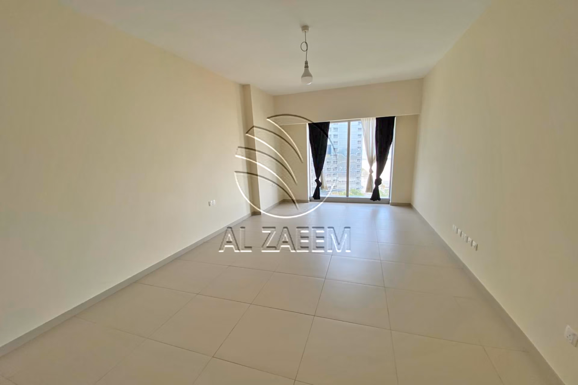 VACANT | High Level | Sea Views | Big Layout