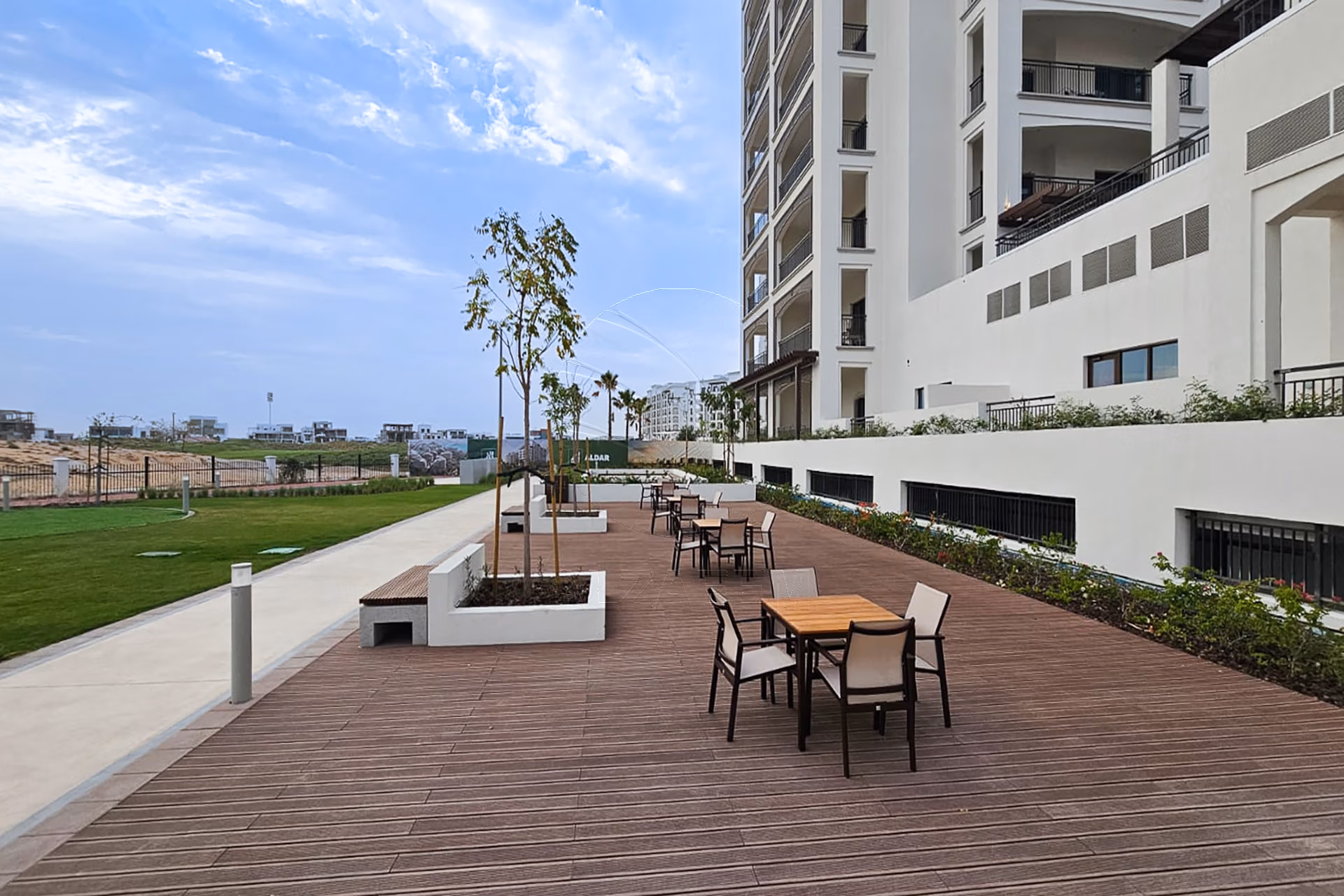 FURNISHED! High Floor | 2+M | Partial Golf View