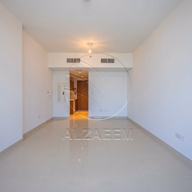 √Just Listed | Rented Studio with Community Views√