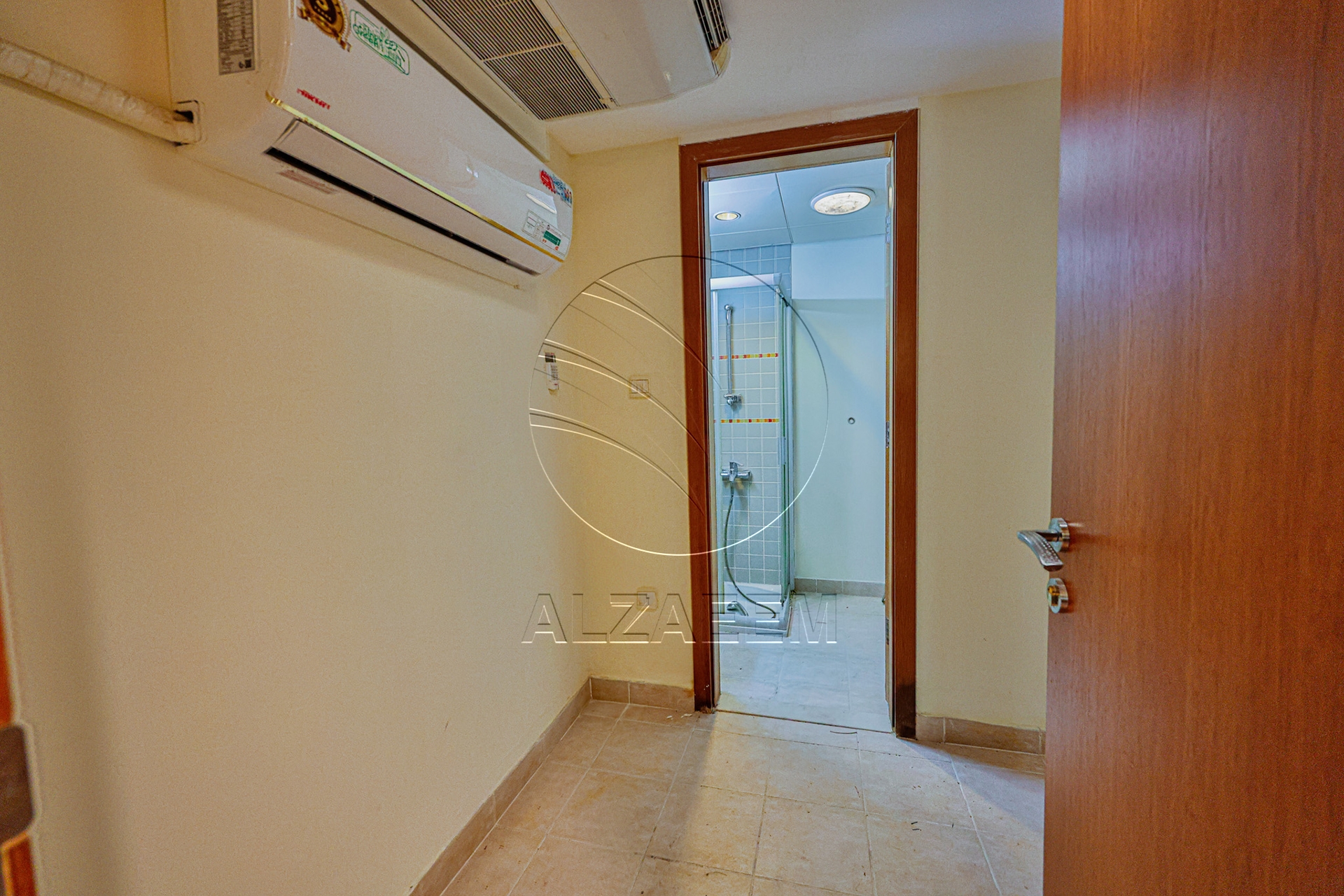 √ Private Pool | Type A | Tenanted | CORNER √