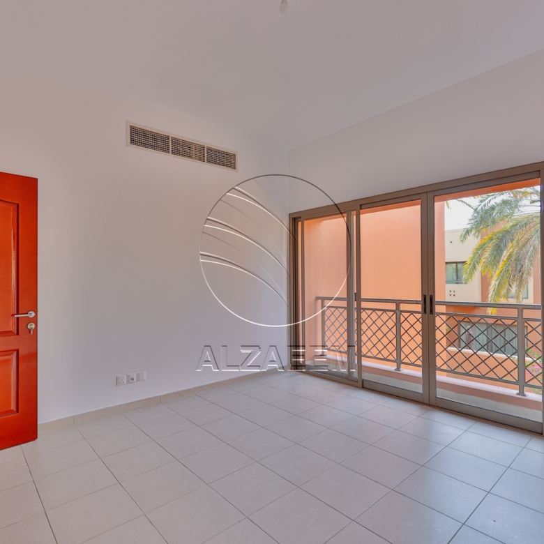 √Prime Location | UPCOMING | Private Garden√