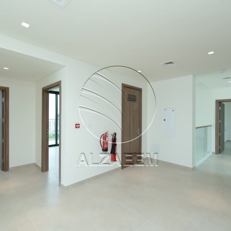 Single Row Corner | Facing Golf Course | Pool View