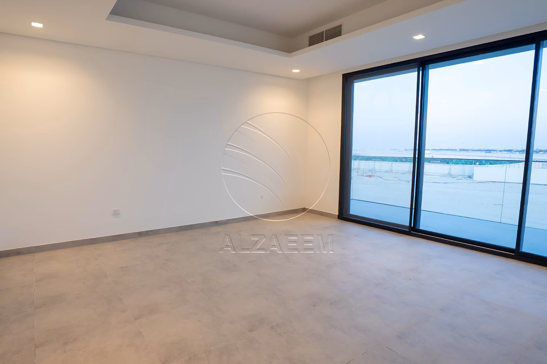 High Quality Upgraded Villa | Single Row | VACANT
