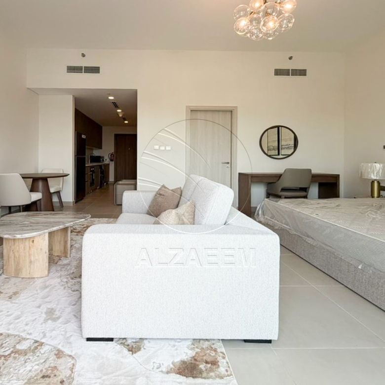 √Fully Furnished | Up to 12 Cheques | Mid Level√