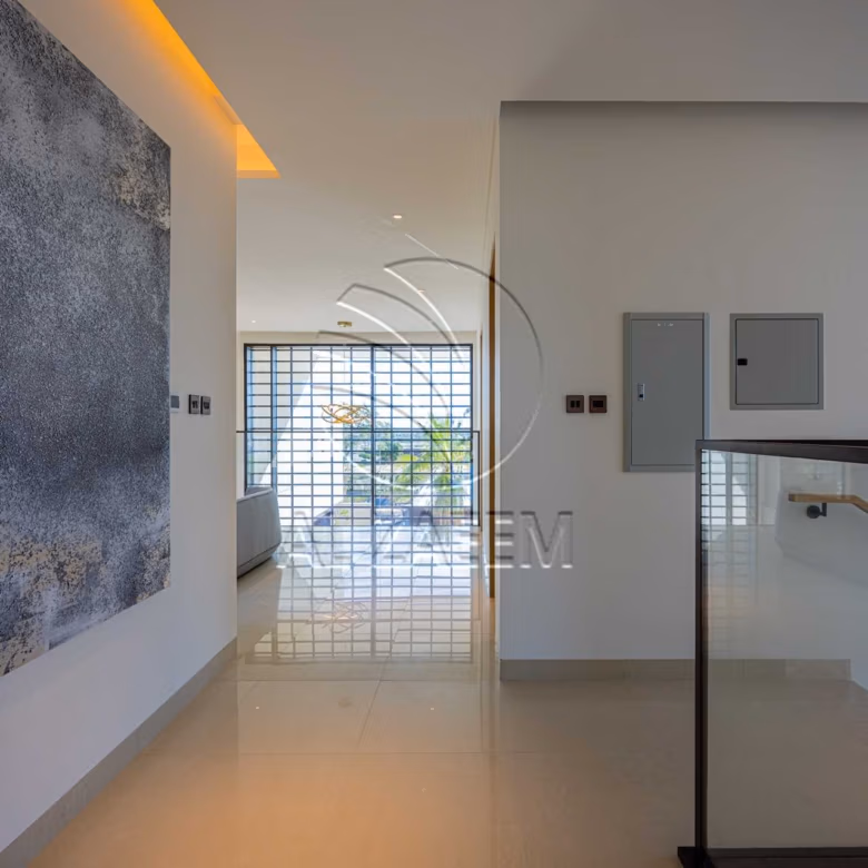 √HOT! Premium Location | High Ceiling | AL GHAF√