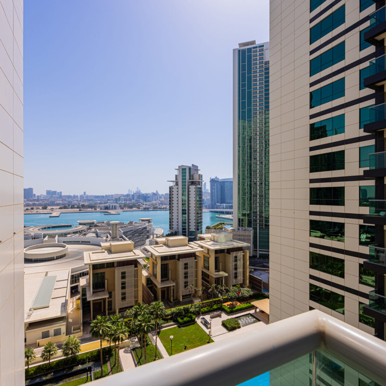√High Floor | Balcony | Pool and Partial Sea View√