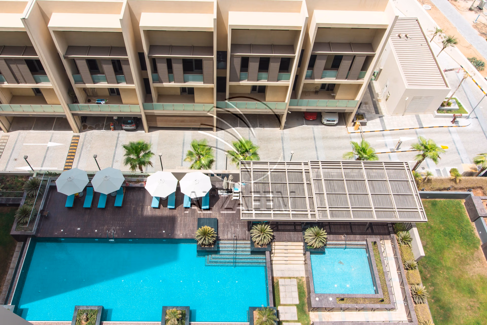 √Exclusive and VACANT | 4 Payments | Canal View√