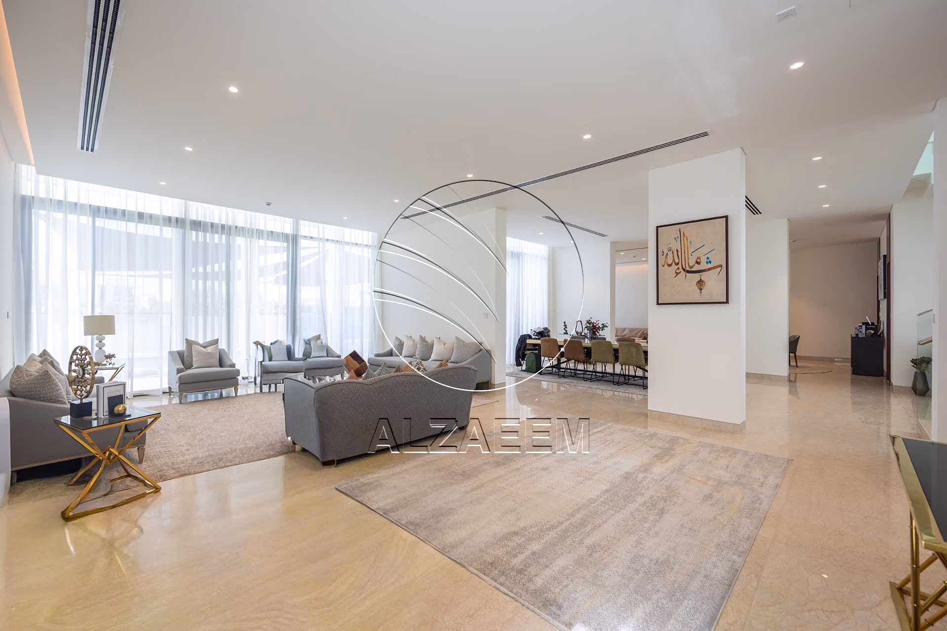 CORNER 5BR Villa with Pool | Landscaped Garden