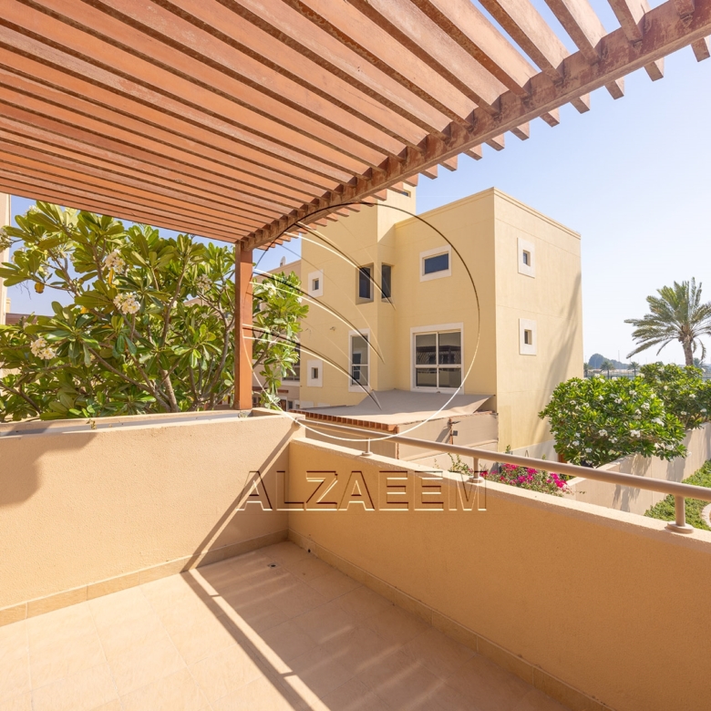 √ Villa Type S | Single Row Corner | VACANT √