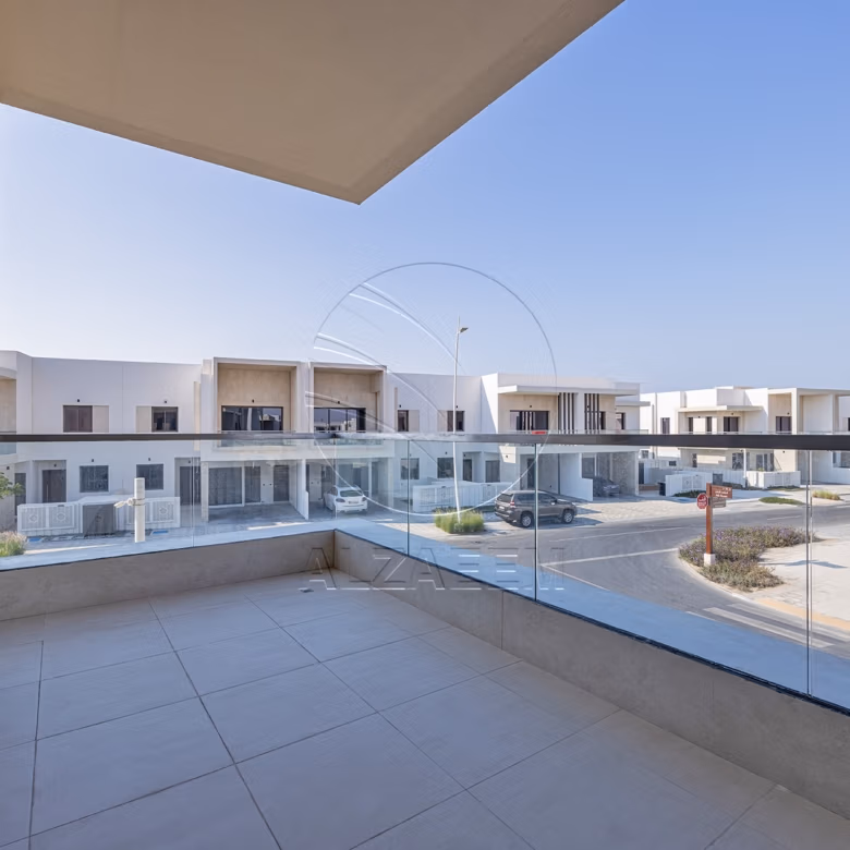 Vacant 3BR DUPLEX | Type 3YS | Prime Location