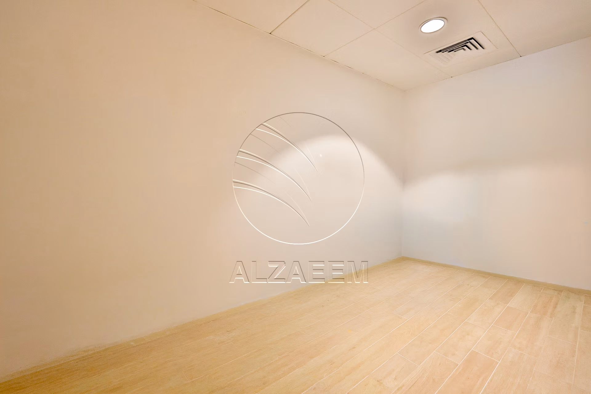 CORNER- 2+Maid | Golf Course View | VACANT