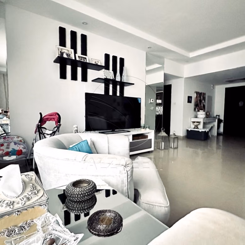 √ Furnished | VACANT | Easy Access to Amenities √