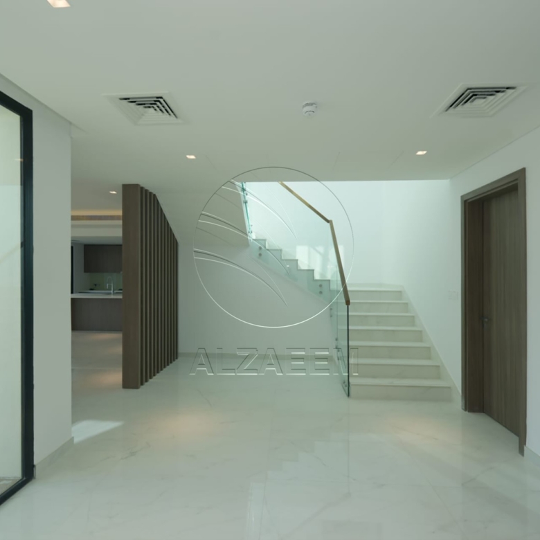 Luxurious Villa with Full Golf Course View