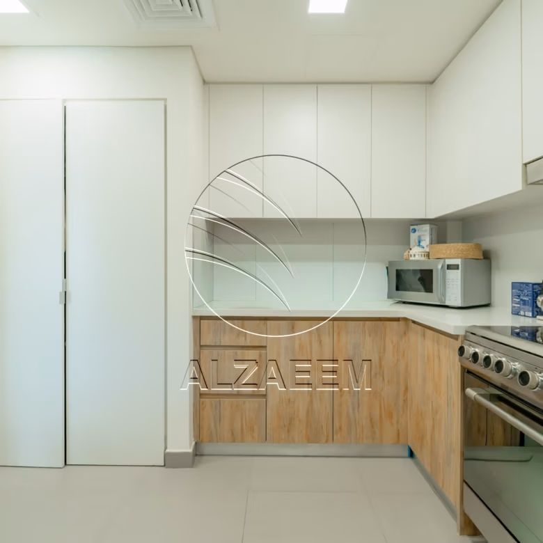 VACANT! Corner | Single Row | Fully Furnished
