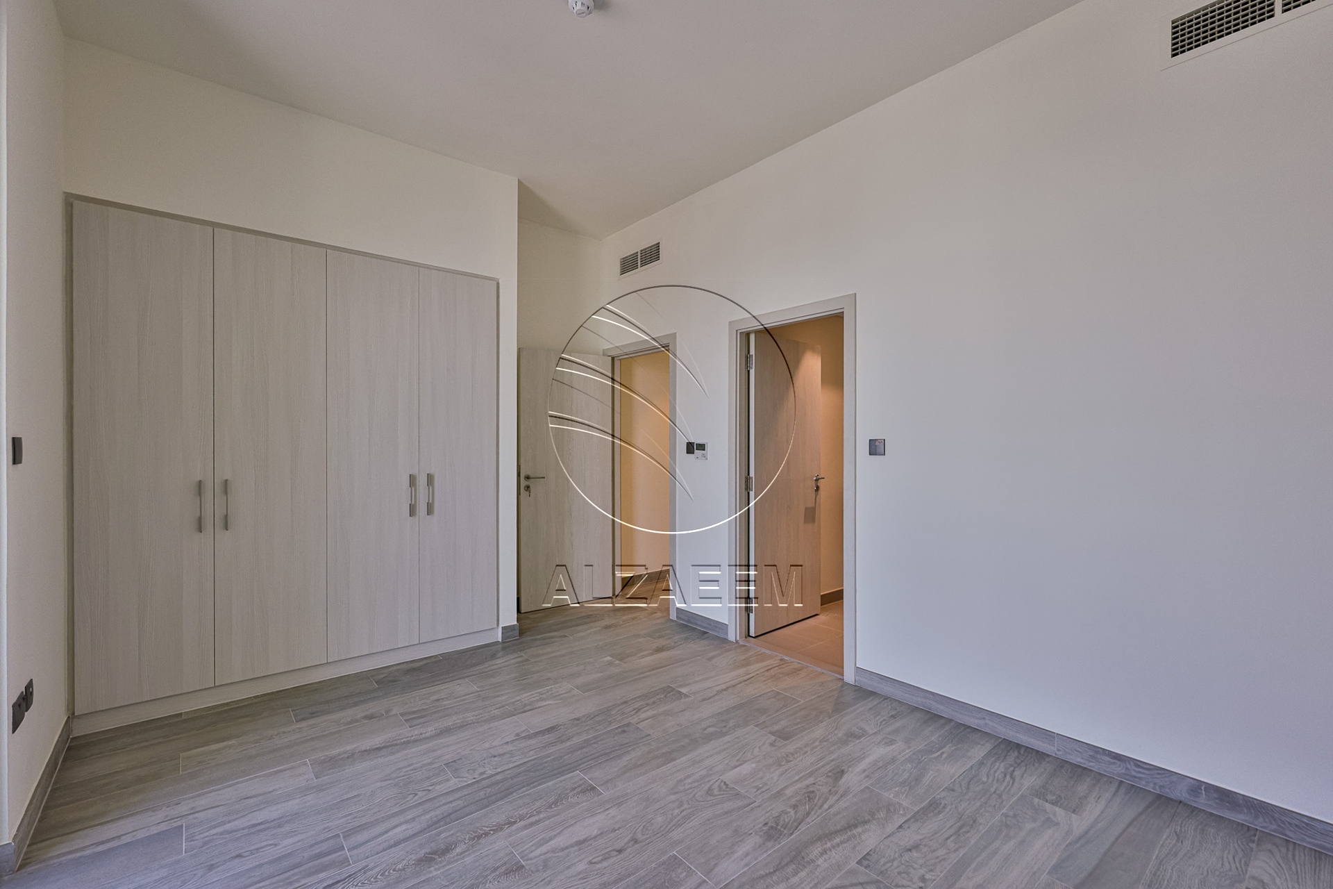 Double Row | Mid Unit | A New Family Home!
