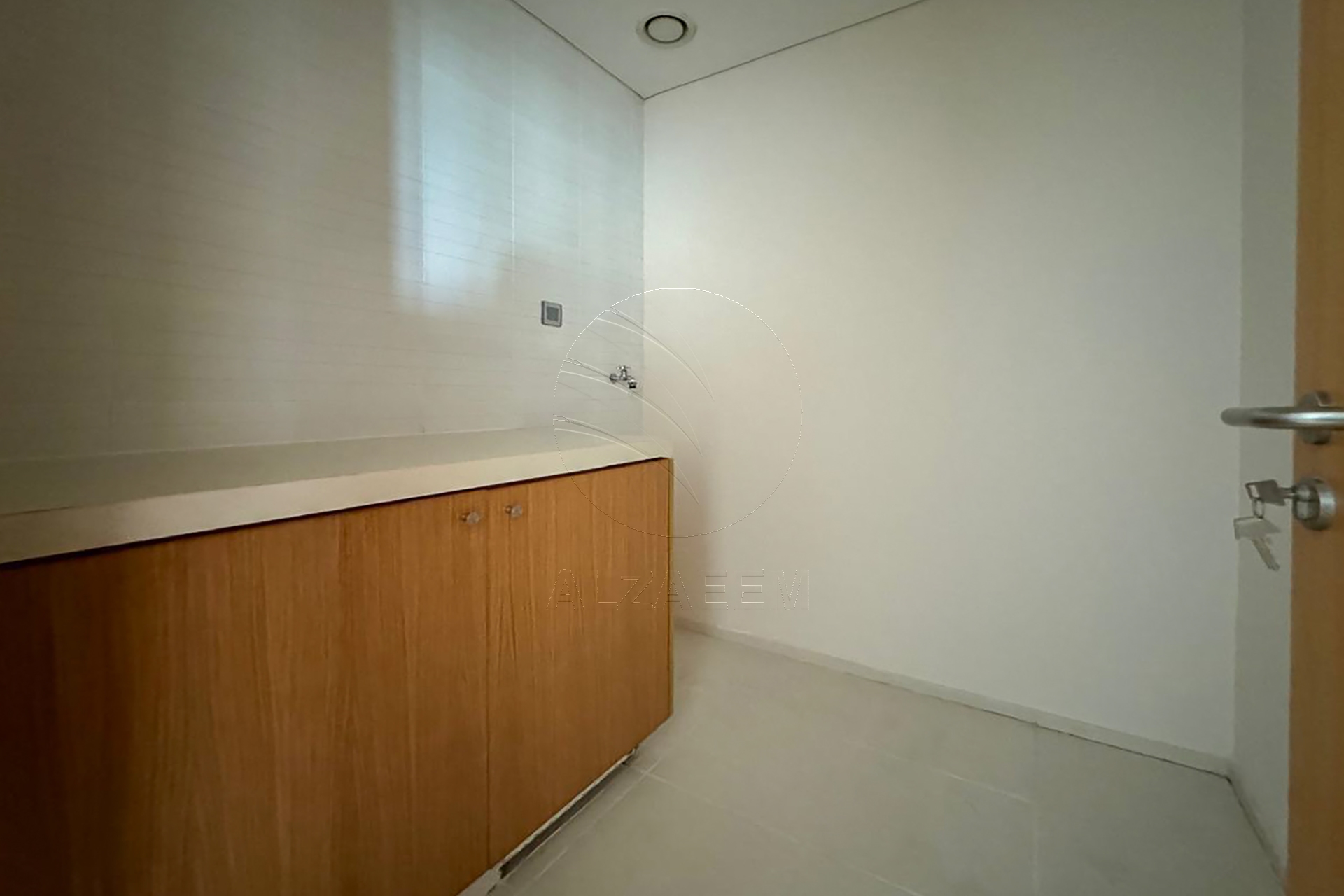 √Modern Living with Private Beach Access | Rented√
