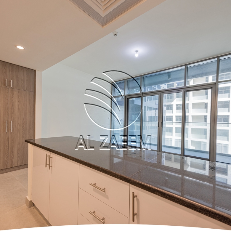 HOT DEAL! Community View | Vacant | Big Layout