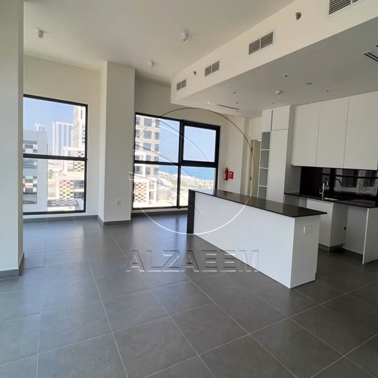 √ Sea View | Corner | with Balcony | Rent Refund √
