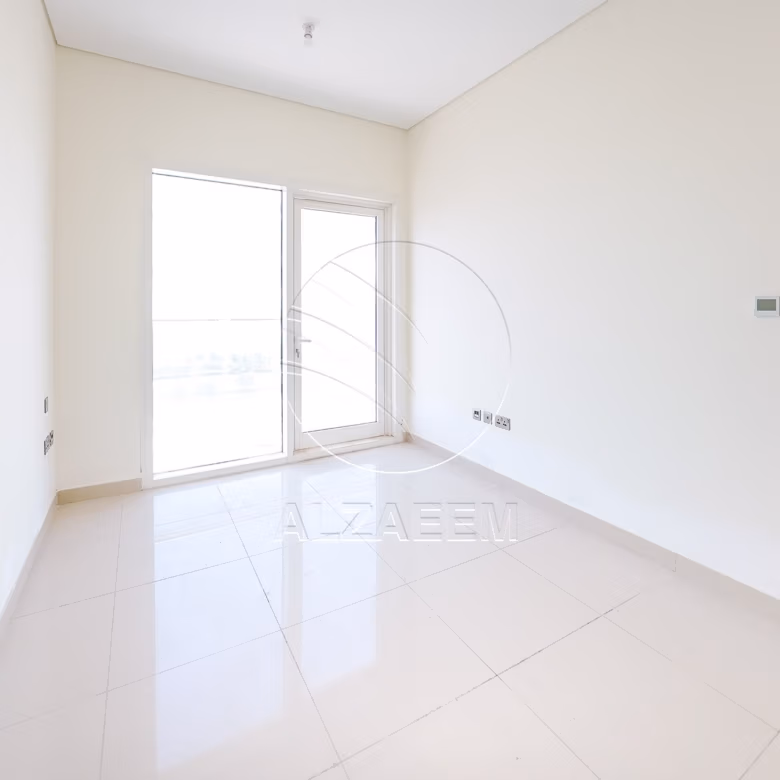 TOP FLOOR | Full Sea View | Move-in Ready