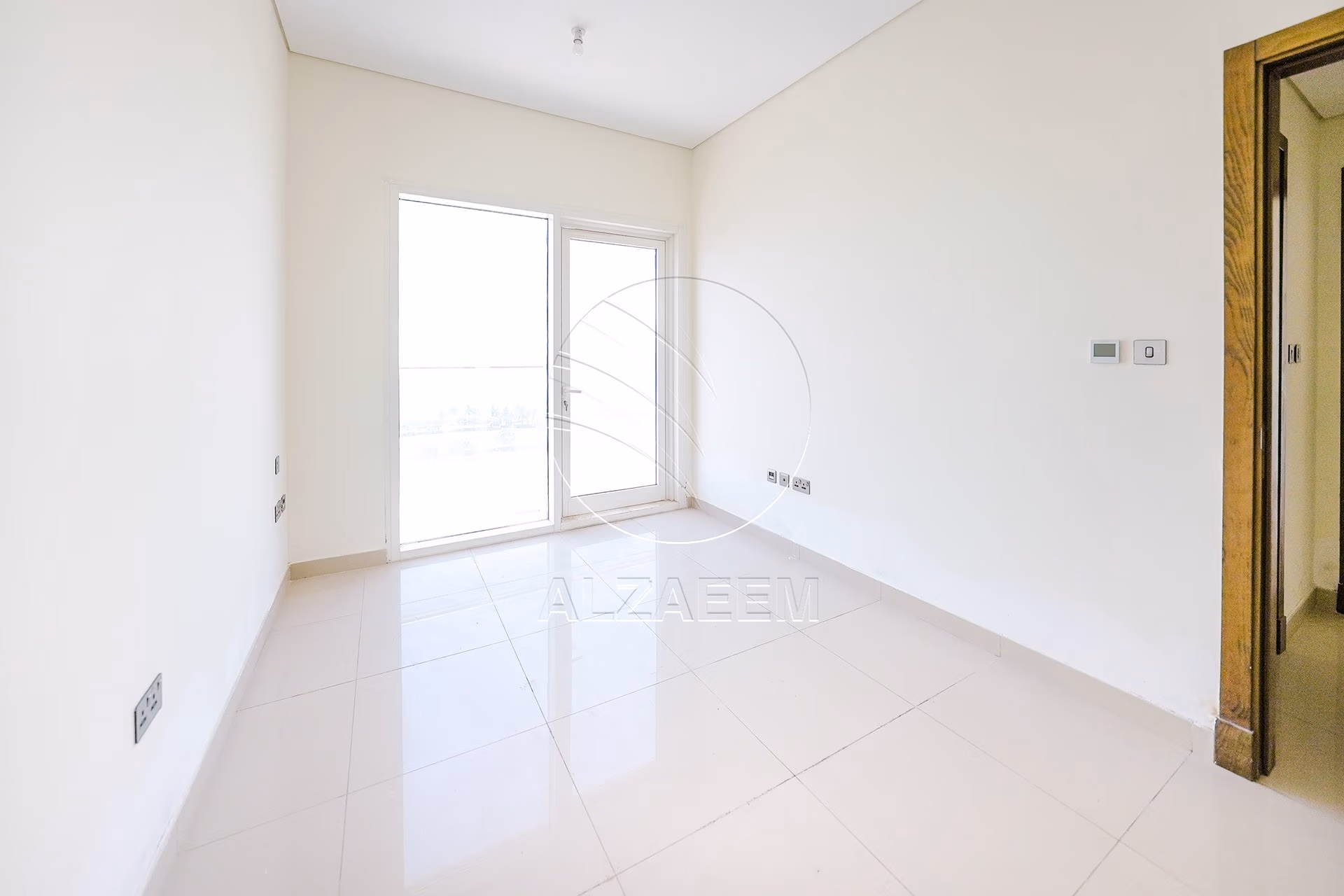 TOP FLOOR | Full Sea View | Move-in Ready