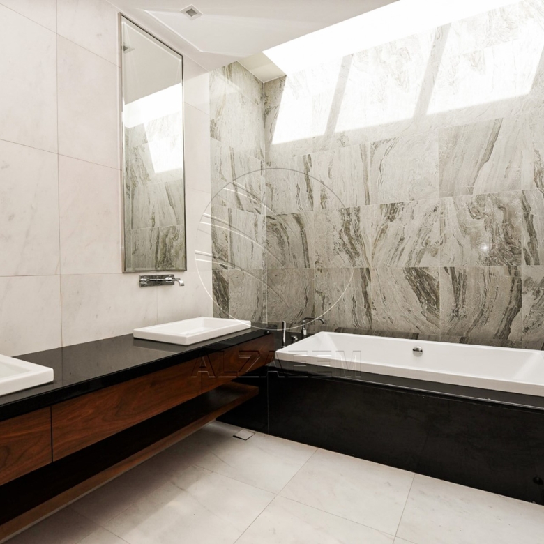 Single Row | Private Pool | Overlooking the Garden
