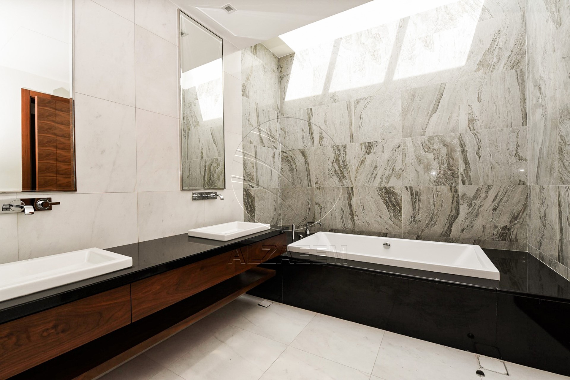Single Row | Private Pool | Overlooking the Garden