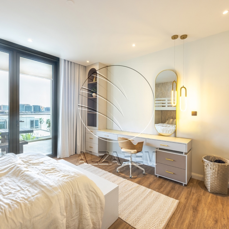 VACANT! 4BR Penthouse | Luxury Living