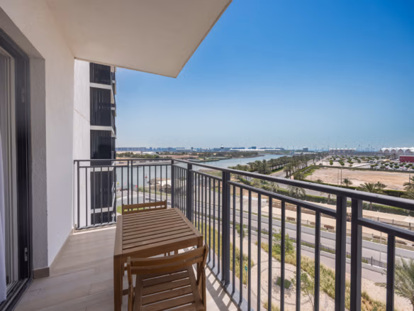√ Full Canal View | VACANT | Fully Furnished √