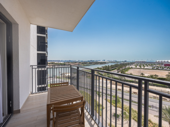 √ Full Canal View | VACANT | Fully Furnished √