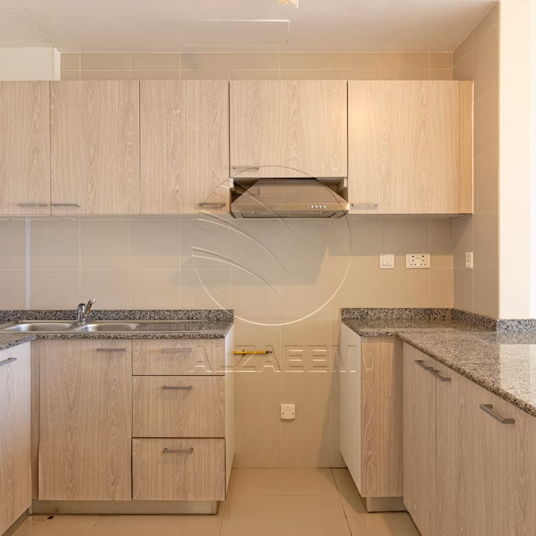 VACANT |1BR with Lovely View | Higher Floor