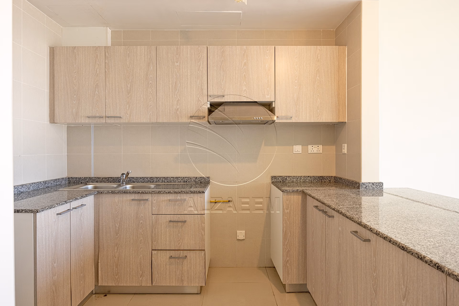 VACANT |1BR with Lovely View | Higher Floor