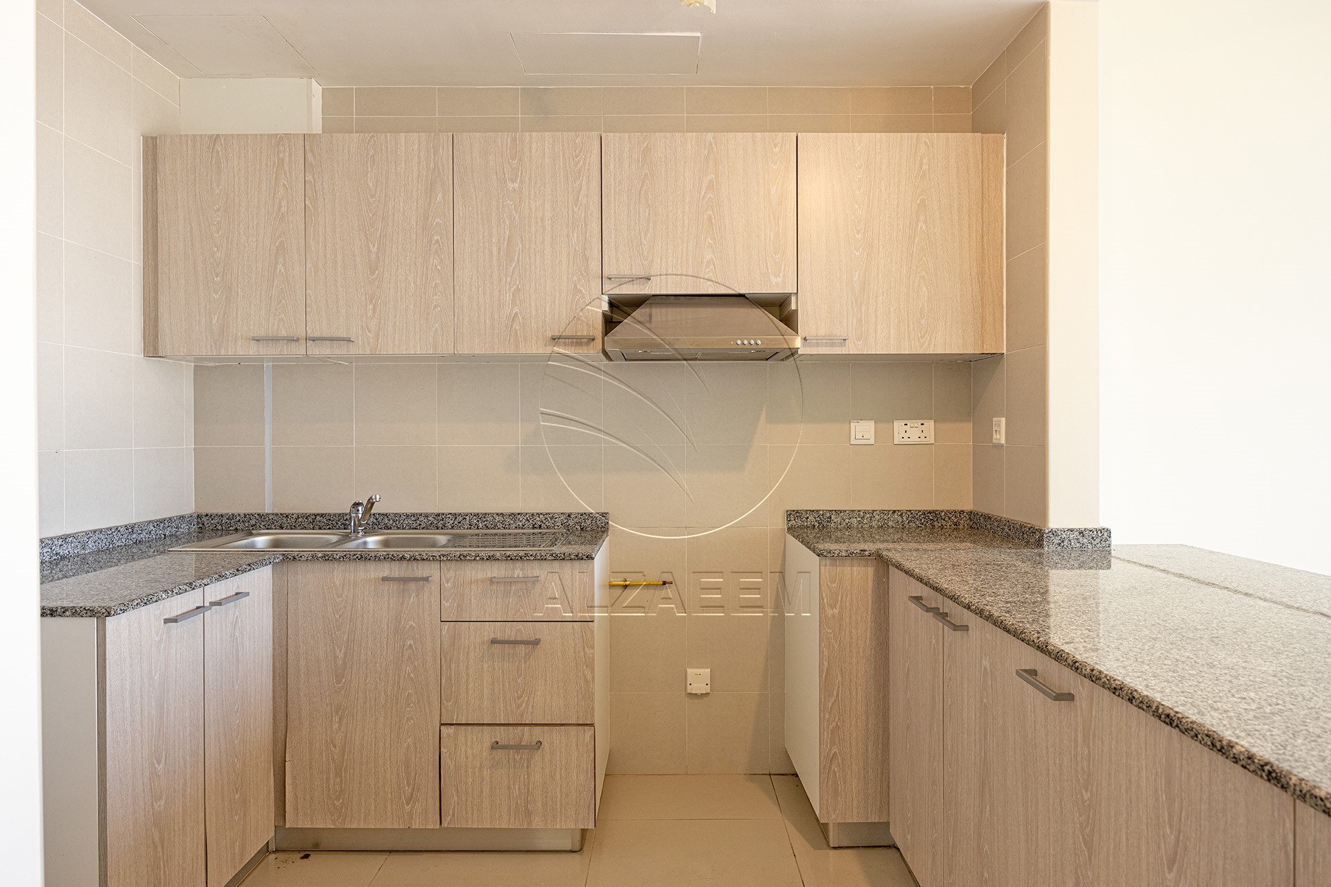 VACANT |1BR with Lovely View | Higher Floor