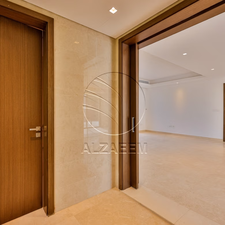 Golf Course View Villa + 1047Sqm Landscaped Plot
