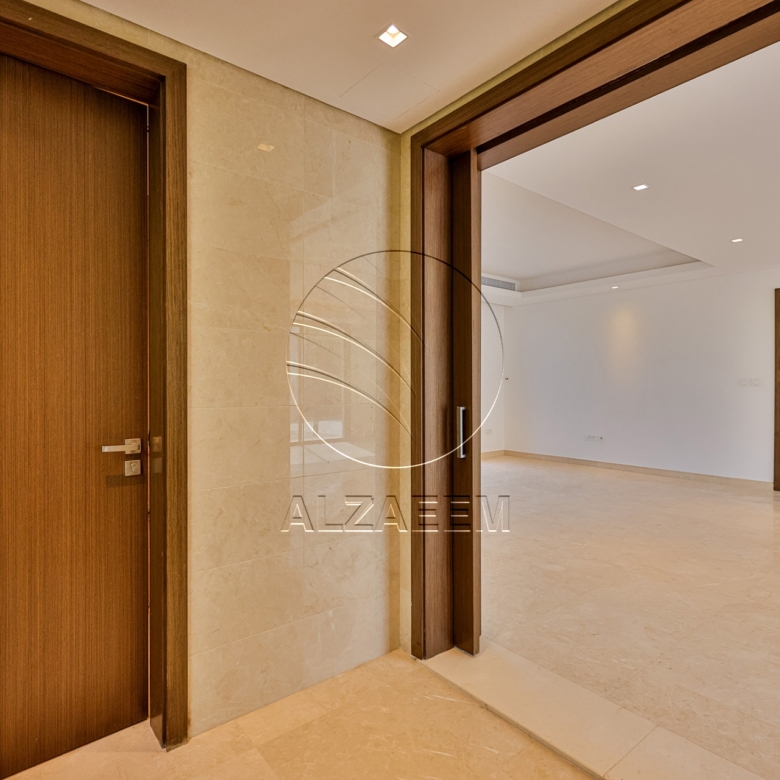 Golf Course View Villa + 1047Sqm Landscaped Plot