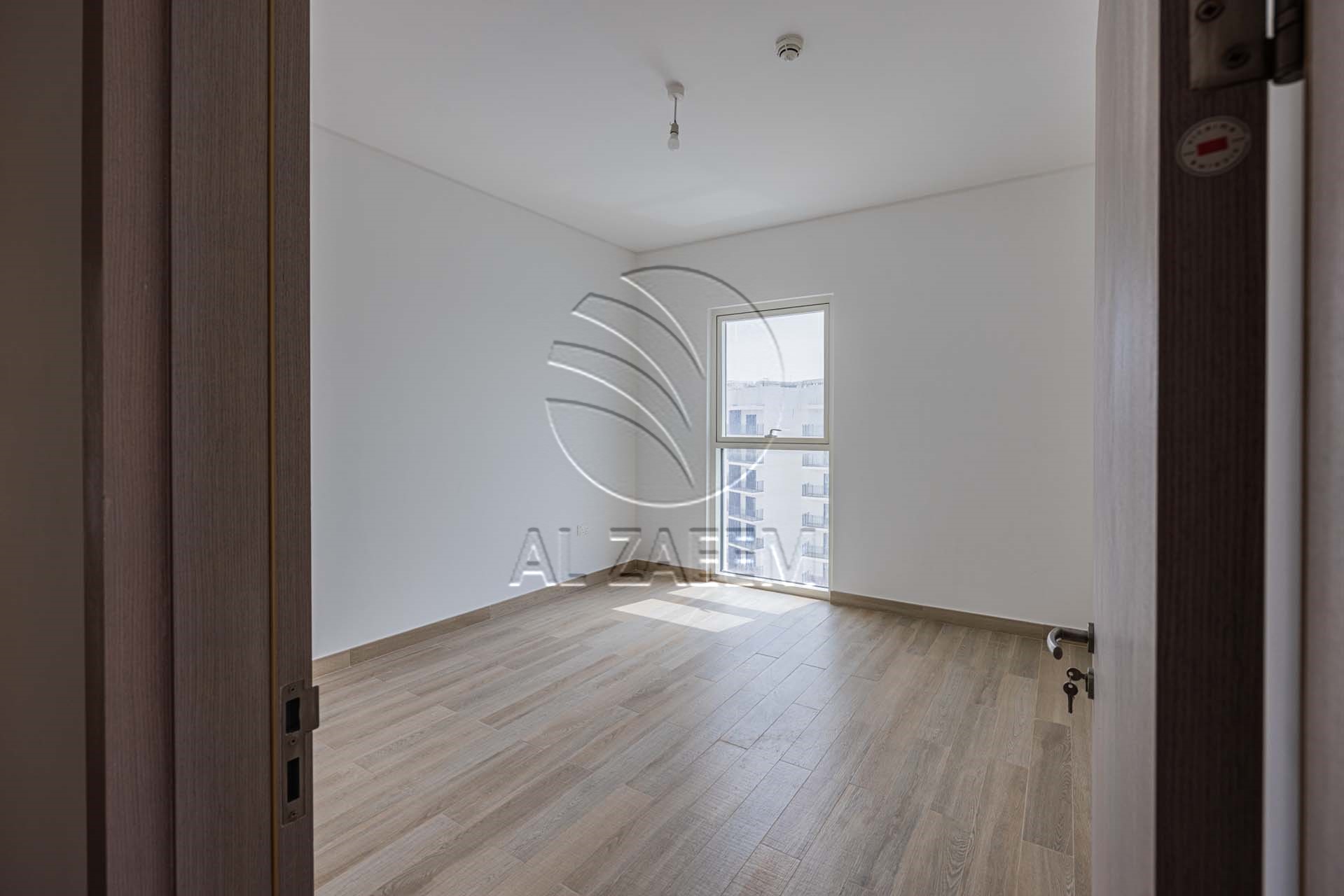 Full Canal View | 4 Payments | High Floor | VACANT