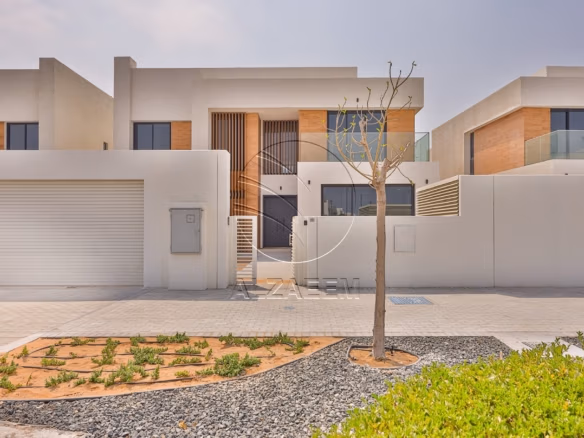4BR+Maid Single Row Villa | Prime Location