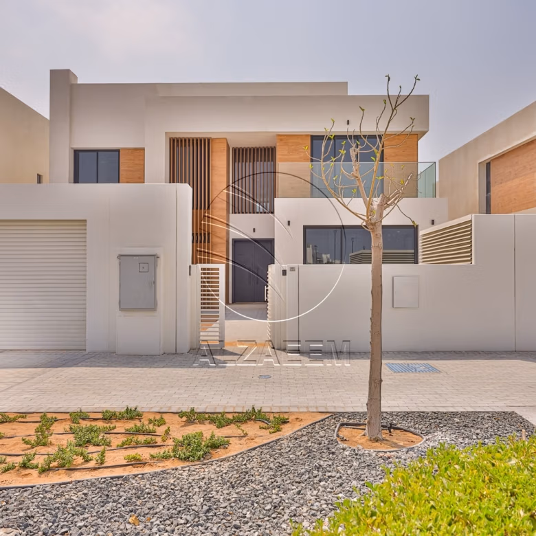 4BR+Maid Single Row Villa | Prime Location