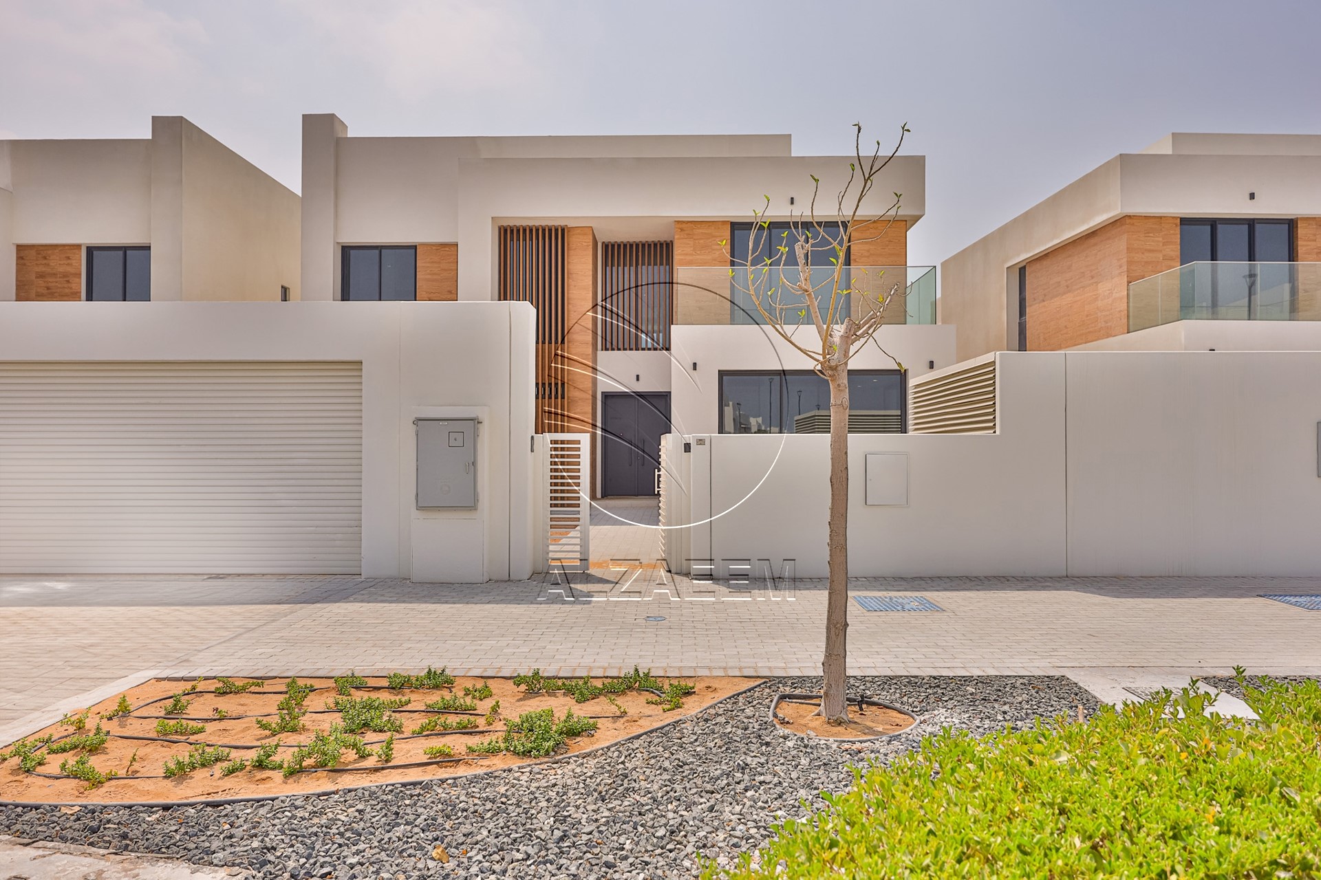 √ 4BR+Maid Single Row Villa | Prime Location √